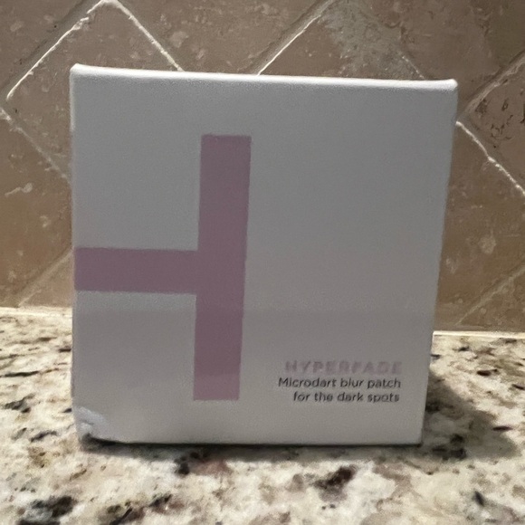 Zitsticka Other - Microdart Blur Patch for Dark Spots - White and Pink